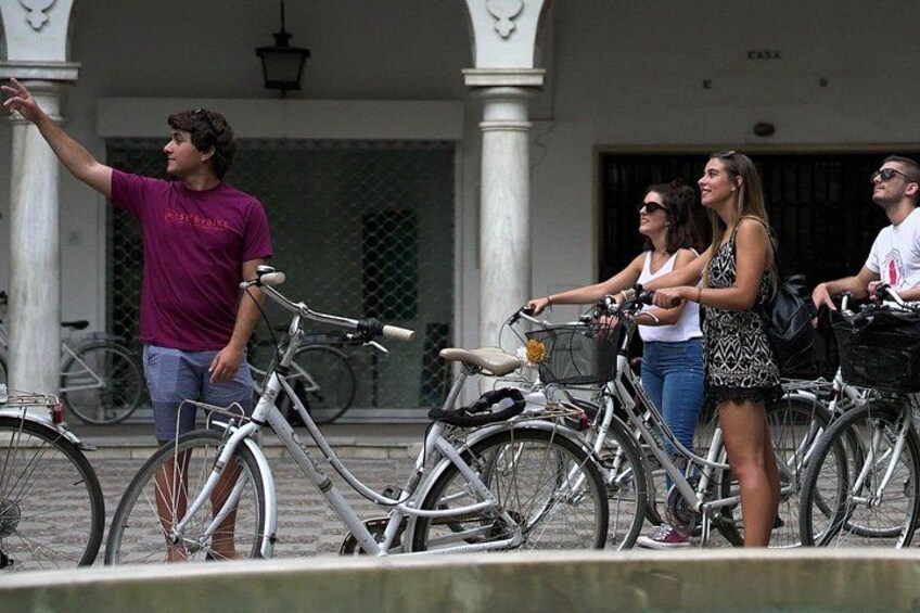 Daily Bike Tour! 4