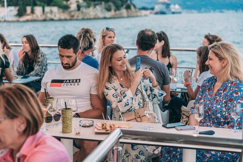Get that perfect holiday photo on our spacious deck 3