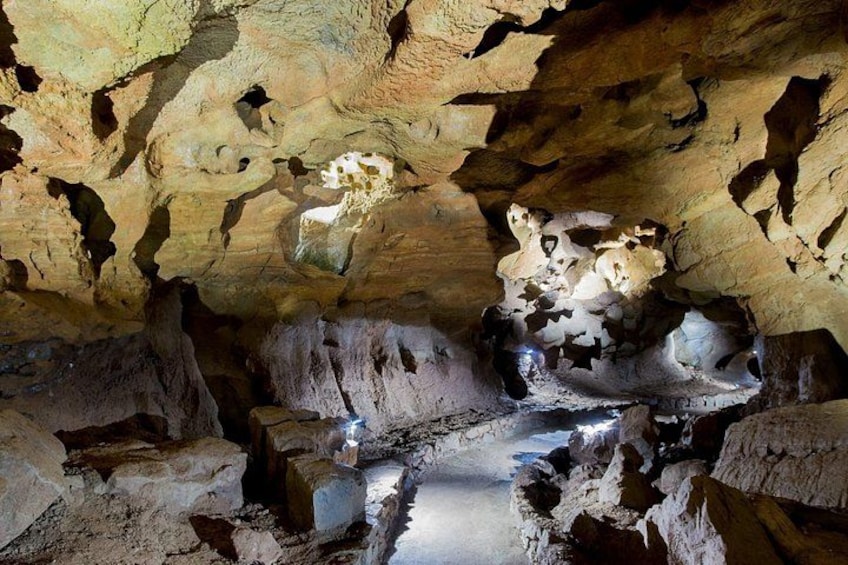 The caves of San José are also walkable, the beautiful passageway that you will find inside 4