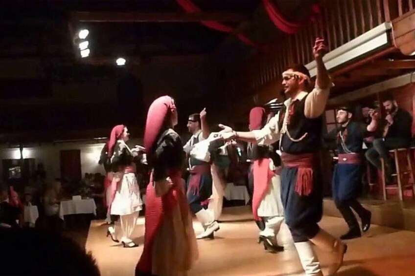 Cretan Folklore Night Tour TR 3