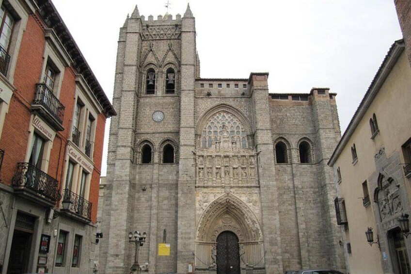Avila & Segovia Full Day Tour from Madrid 4