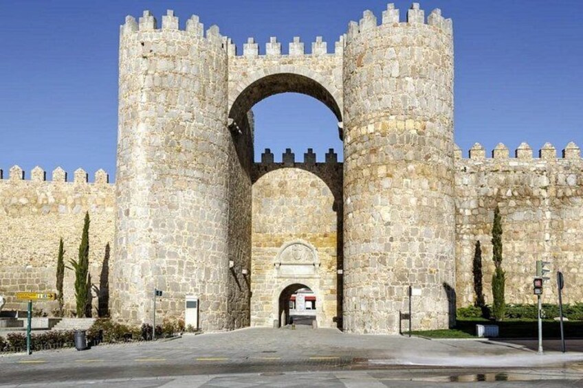 Avila & Segovia Full Day Tour from Madrid 3