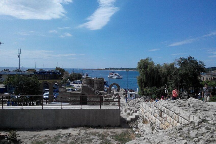 4-hour Boat Trip with Fishing, Lunch and Unlimited Drinks in Nessebar 4