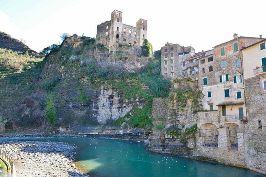 Italian City, its Market and Menton Private Full Day Tour 4
