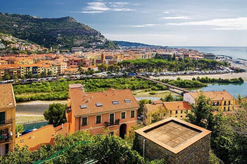 Italian City, its Market and Menton Private Full Day Tour 5
