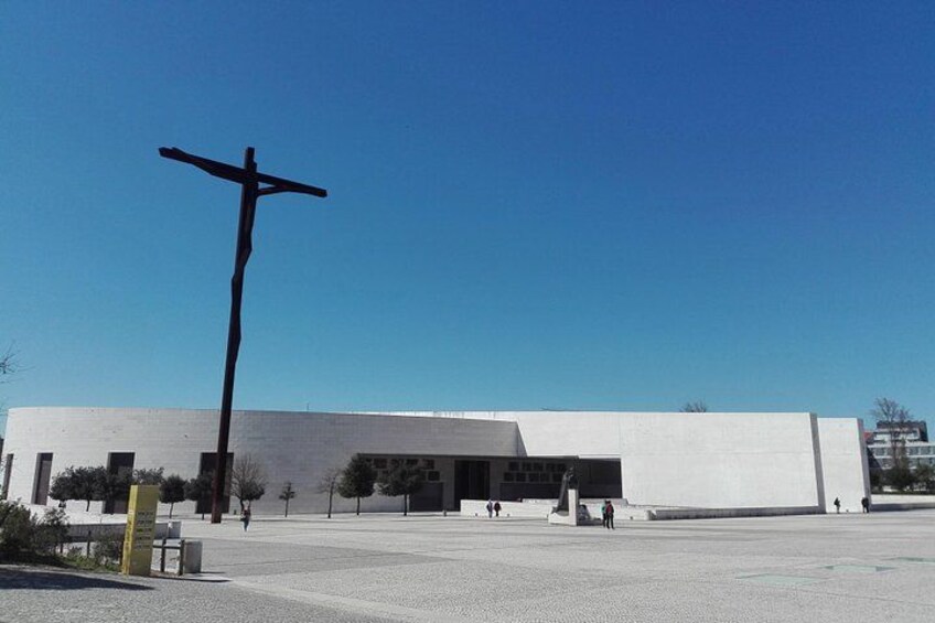 Fátima Sanctuary and Pastorinhos Village, half-day from Coimbra 4