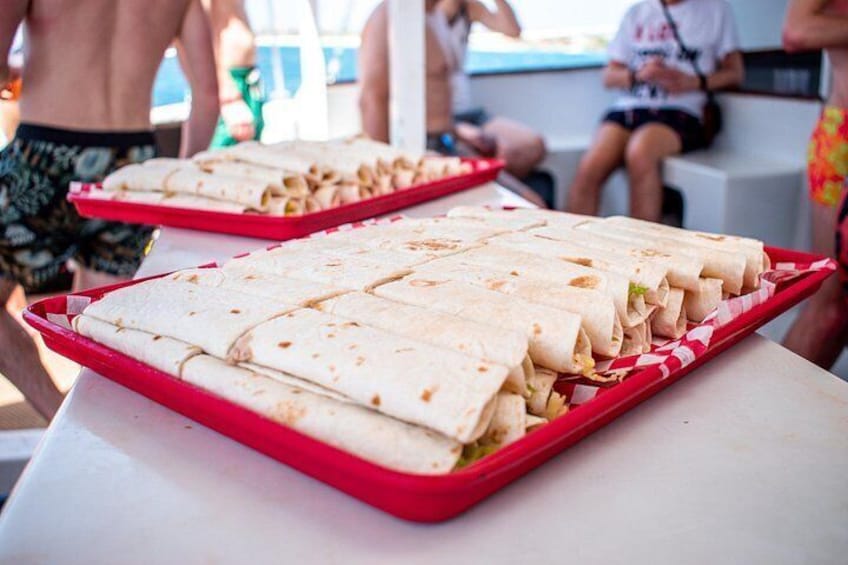 Arusun Catamaran Sail with Snorkeling in Aruba 3