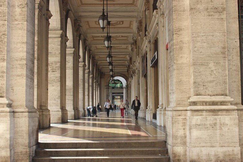 Genoa Private Walking Tour with Professional Guide