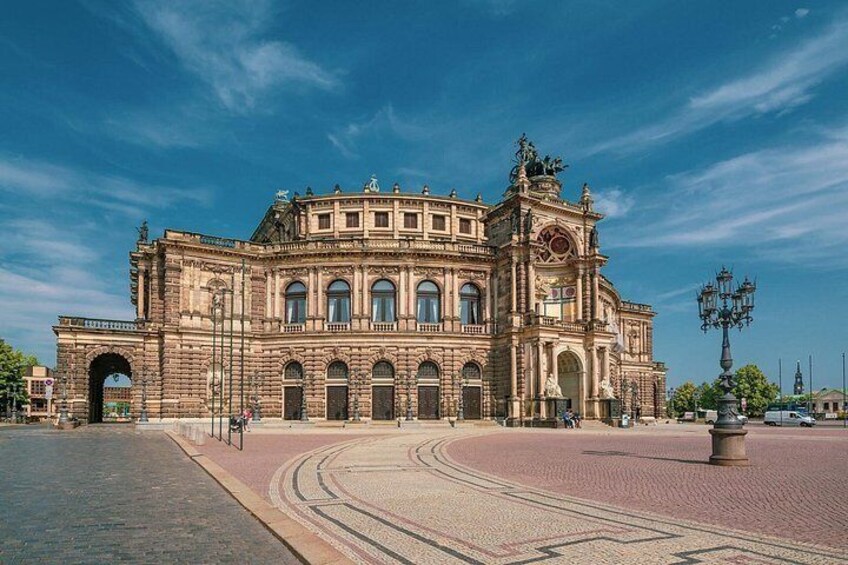 Explore Dresden: Discover the New Green Vault & Iconic Landmarks 3