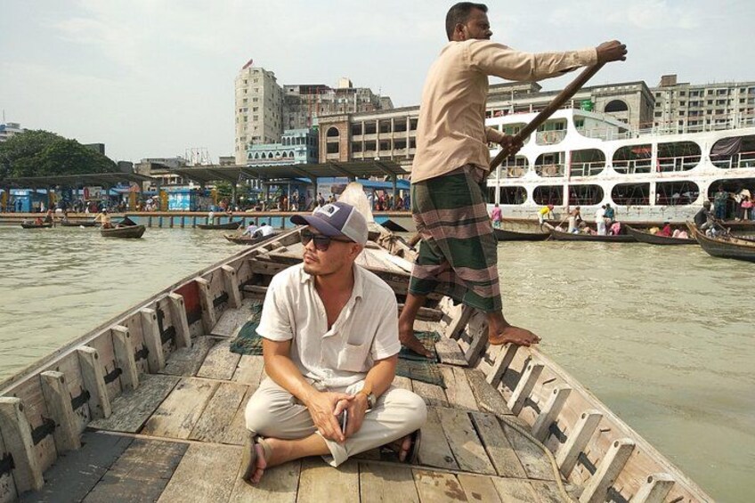 Rowing Boat in Sadarghat 4