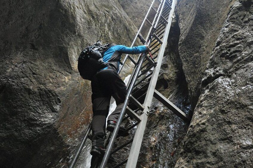 7 Ladders Canyon - big ladder 1