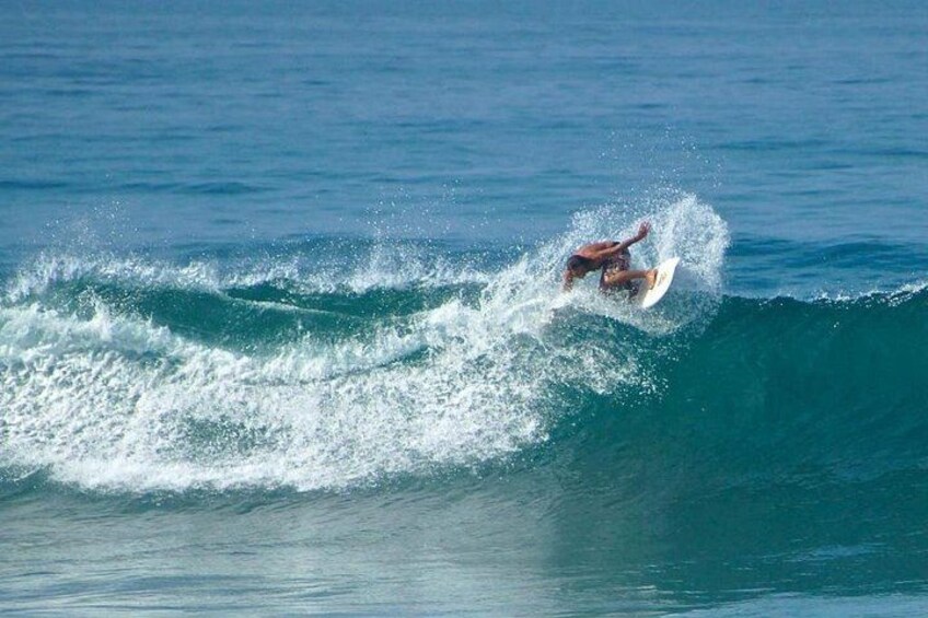 Surfing Hikkaduwa and Galle 5