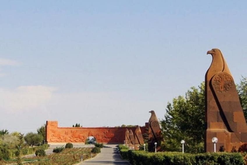 Sardarapat 4
