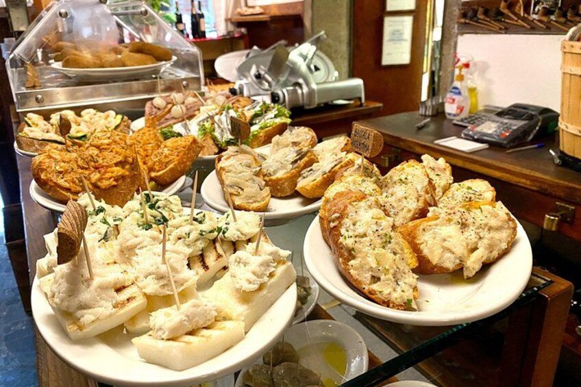 Venetian Cicchetti Street Food and Sightseeing Walking Tour 2