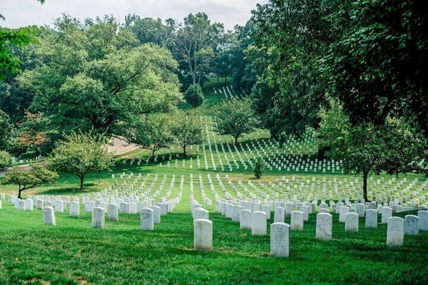 Arlington Cemetery Small-Group Tour & Changing of the Guards 5