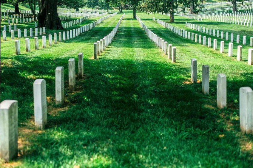 Arlington Cemetery Small-Group Tour & Changing of the Guards 4