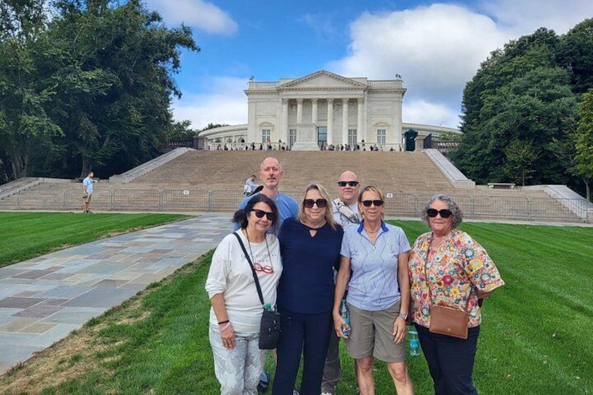 Arlington Cemetery Small-Group Tour & Changing of the Guards 2