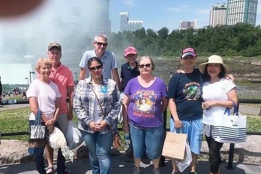 All Inclusive Niagara Falls USA Tour W/Boat Ride,Cave & Much MORE 2