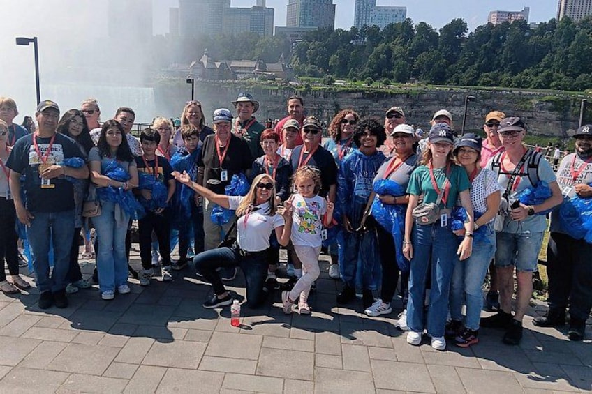 All Inclusive Niagara Falls USA Tour W/Boat Ride,Cave & Much MORE 2