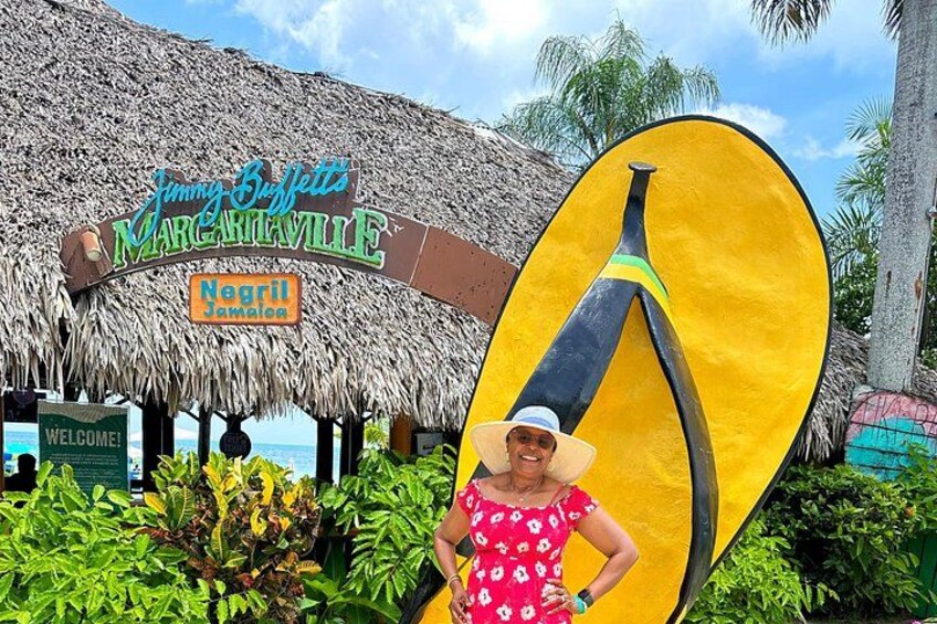 Day Tour Negril Beach & Ricks Cafe 5