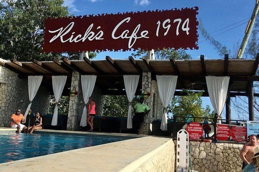 Day Tour Negril Beach & Ricks Cafe 3