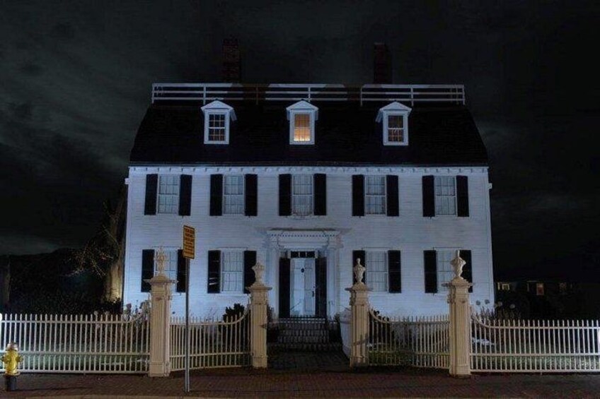 The Ropes Mansion 4