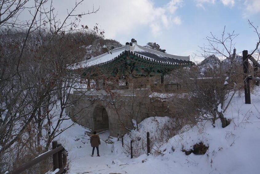 Private Bukhansan Hiking (More Members, Less Cost per Person)