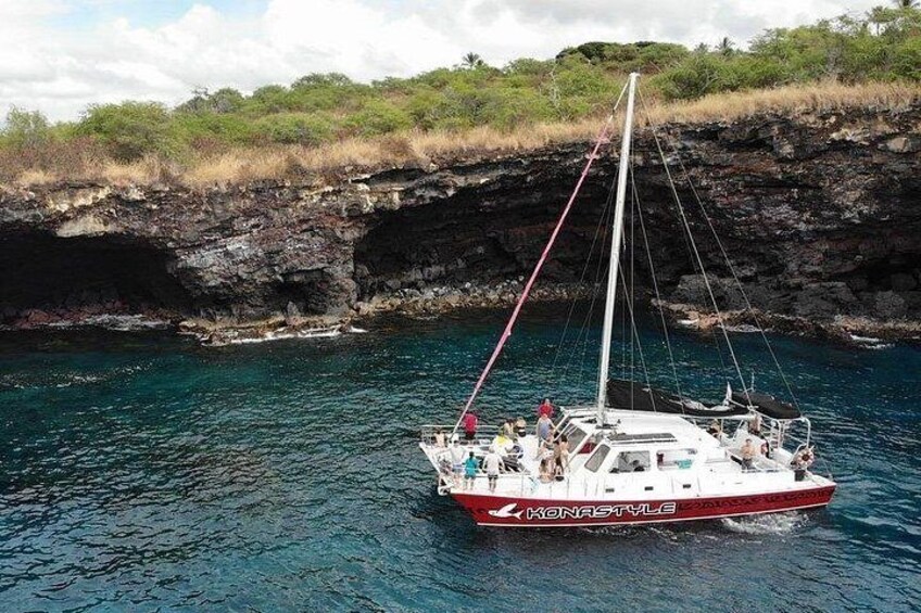 Kealakekua Bay (Captain Cook Monument) Snorkel and Sail Adventure 2