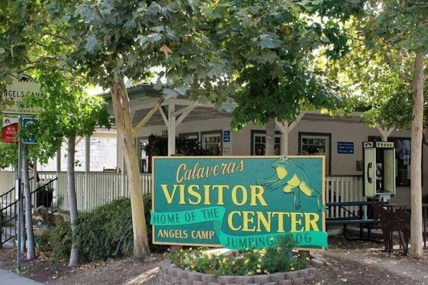 A sign for Calaveras Visitor Center with a jumping frog graphic. 5