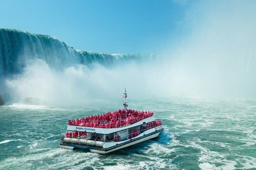 Private Niagara Falls Tour in a SUV 4