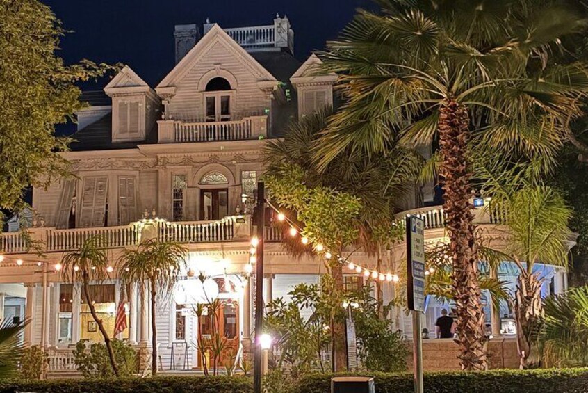 Curry Mansion Inn 1
