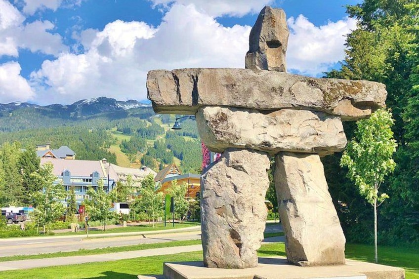 Discover Whistler's most iconic sights! 3