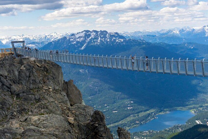 Whistler Sightseeing Tour from Vancouver: See Horseshoe Bay and Shannon Falls 1