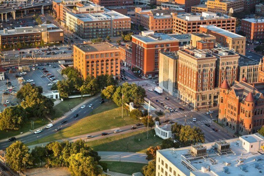 JFK Assassination Tour with Lee Harvey Rooming House 2