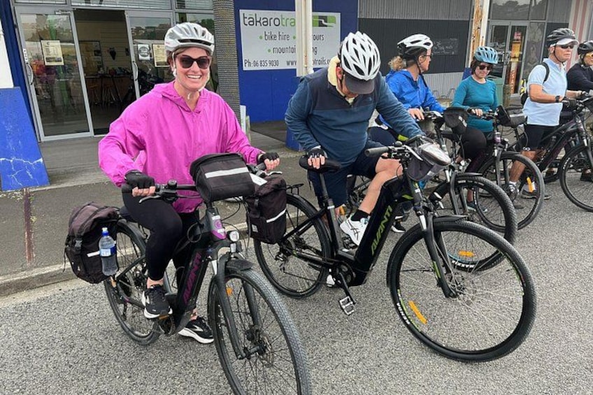 E-Bike to Napier Wineries - SELF-GUIDED, 3-5 hours 4
