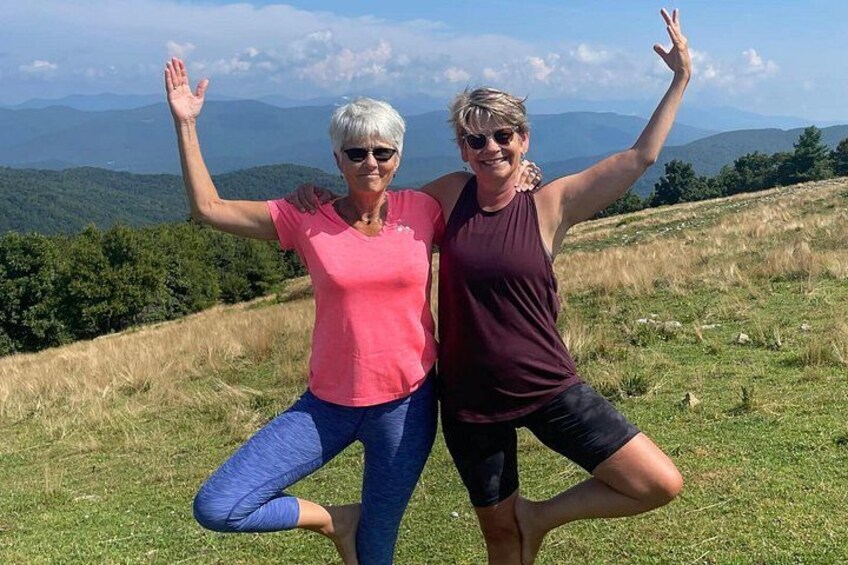 Mountaintop Yoga & Meditation Hike in Asheville 2