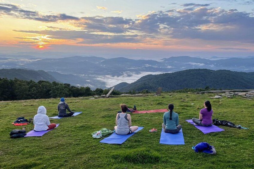 Soak up the peace and serenity of sunset in the Blue Ridge Mountains 5