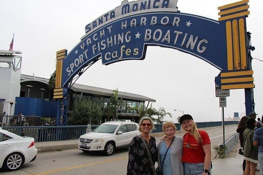 1-10 Passengers Private City Tour of LA with Beaches from Anaheim 2