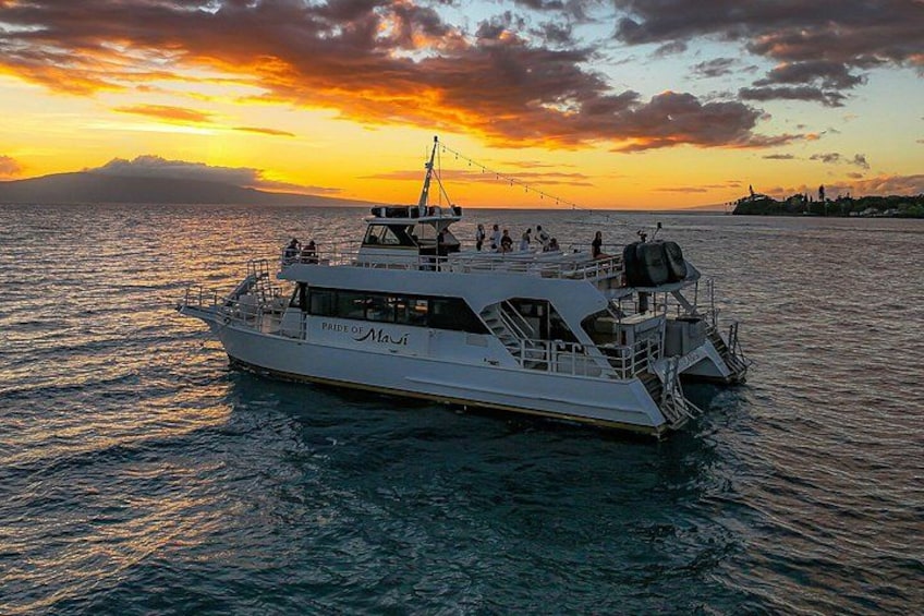 Maui Sunset Dinner Cruise - A Hawaiian Hula Experience 2
