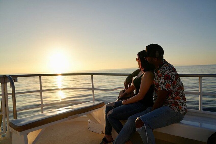 Maui Sunset Dinner Cruise - A Hawaiian Hula Experience 2