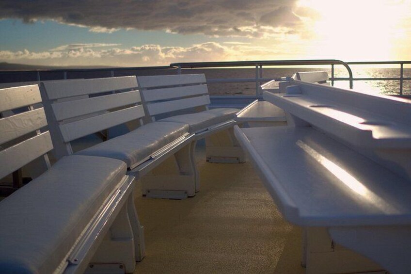 Full 360° panoramic views from our sprawling upper deck 2