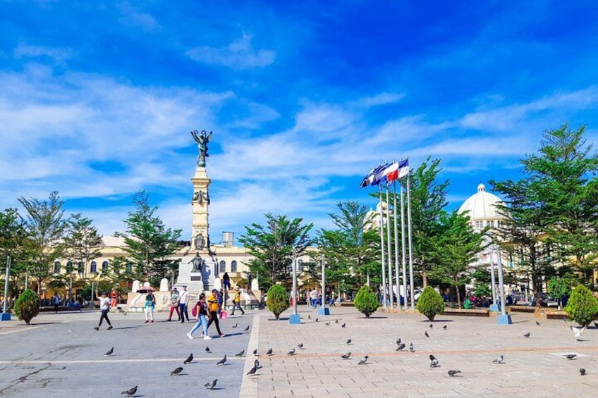 San Salvador Tour: Devil’s Door, Volcano, Slide & Historic Center 5
