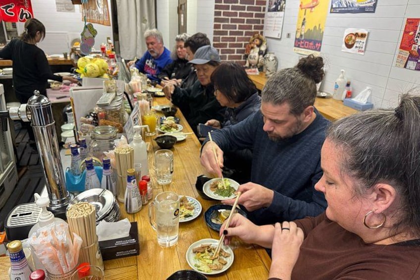 Osaka Food Tour: 15 Delicious Dishes & 3 drinks at 5 Eateries 4