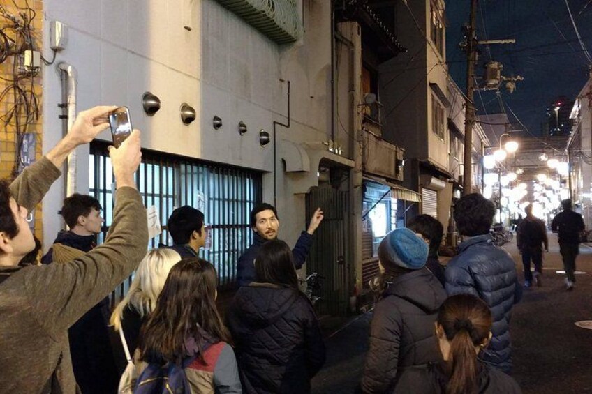 Explore a unique, historical Red Light District 3