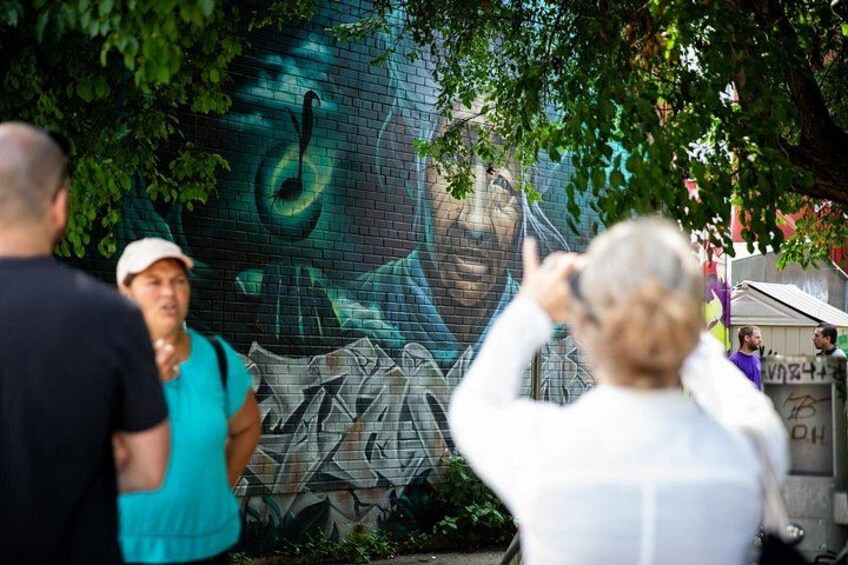 The Original Montreal Mural Arts Tour by Spade & Palacio 5