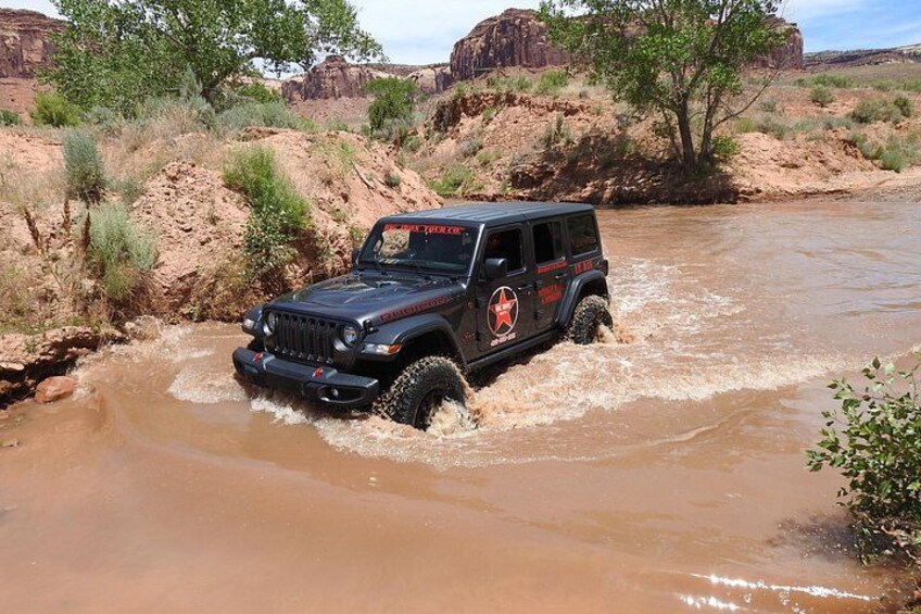 Deserts get flash floods but we'll be ok in our lifted Jeep! 3