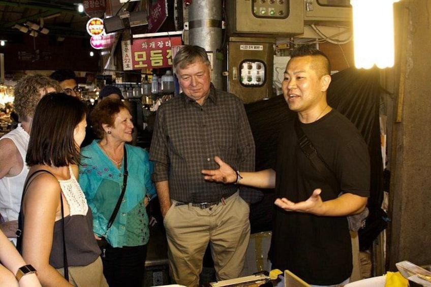 Explaining some of the different types of foods in the market 3