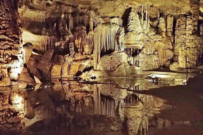 The Throne Room in Reflection 2