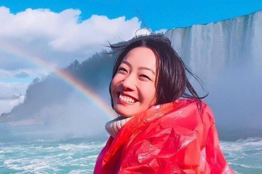 Toronto: Niagara Falls Day Tour with Whirlpool & Boat Cruise 4