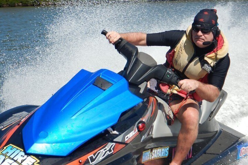 Intercom between jetskis 4
